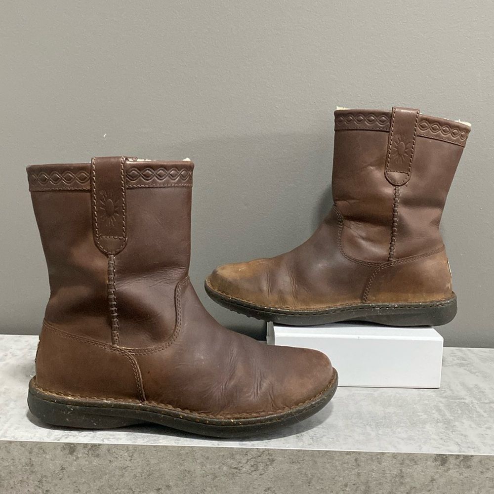 UGG Brown Leather Men's Boots